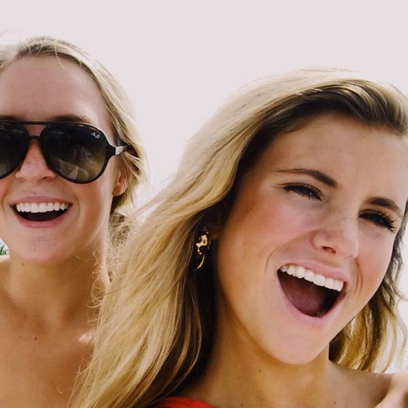 Meet your Posher, Allie - Picture 1 of 1